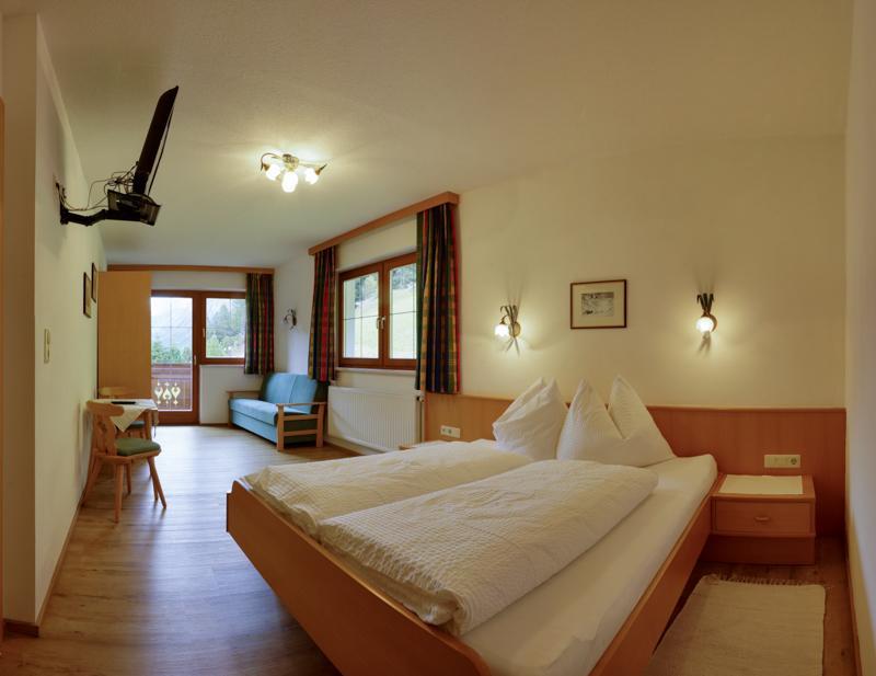 Doadlerhof Villa Neustift im Stubaital Room photo